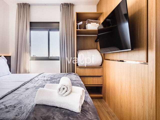 Studio com 63m² 1 quarto e 1 banheiro, para alugar, no bairro Floresta em Porto Alegre