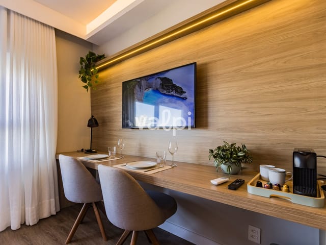 Studio 1 quarto e 1 banheiro, para alugar, no bairro Passo da Areia em Porto Alegre