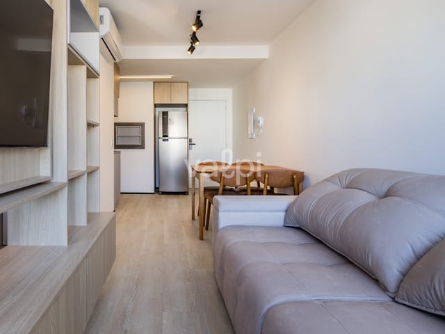 Studio 1 quarto e 1 banheiro, para alugar, no bairro Floresta em Porto Alegre