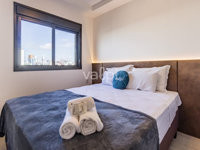 Studio 1 quarto e 1 banheiro, para alugar, no bairro Floresta em Porto Alegre