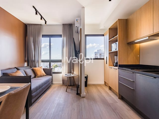 Studio 1 quarto e 1 banheiro, para alugar, no bairro Floresta em Porto Alegre