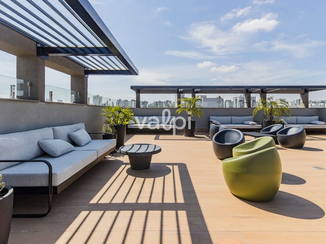 Studio 1 quarto e 1 banheiro, para alugar, no bairro Floresta em Porto Alegre