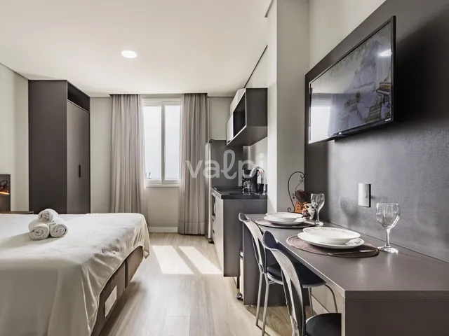 Studio com 30m² 1 quarto e 1 banheiro, para alugar, no bairro Centro Histórico em Porto Alegre