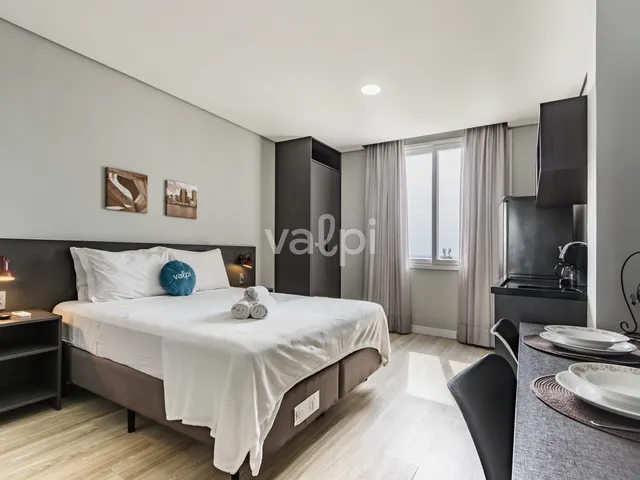 Studio com 30m² 1 quarto e 1 banheiro, para alugar, no bairro Centro Histórico em Porto Alegre