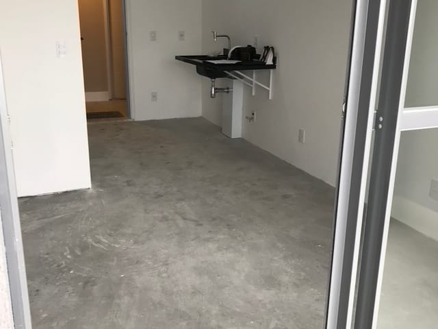 Studio à venda ou para alugar, no bairro Vila Mariana em São Paulo
