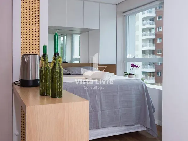Studio com 30m² 11 quartos e 1 banheiro, à venda, no bairro Pinheiros em São Paulo