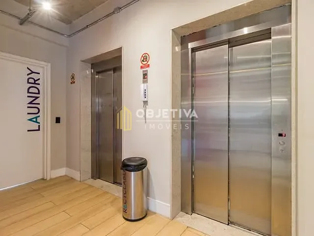 Studio 1 quarto e 1 banheiro, à venda, no bairro Santa Cecília em Porto Alegre