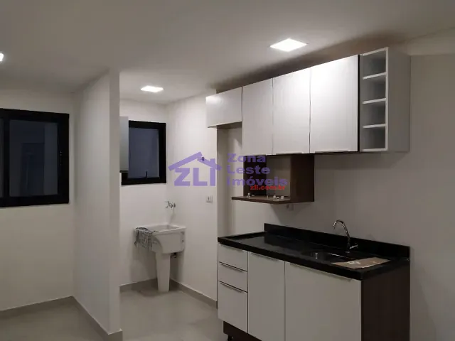 Studio 1 quarto e 2 banheiros, para alugar, no bairro Cidade Mãe do Céu em São Paulo