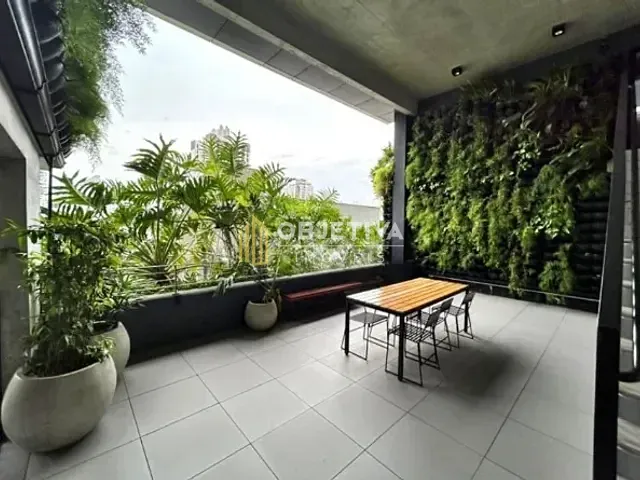 Studio 1 quarto e 1 banheiro, para alugar, no bairro Menino Deus em Porto Alegre