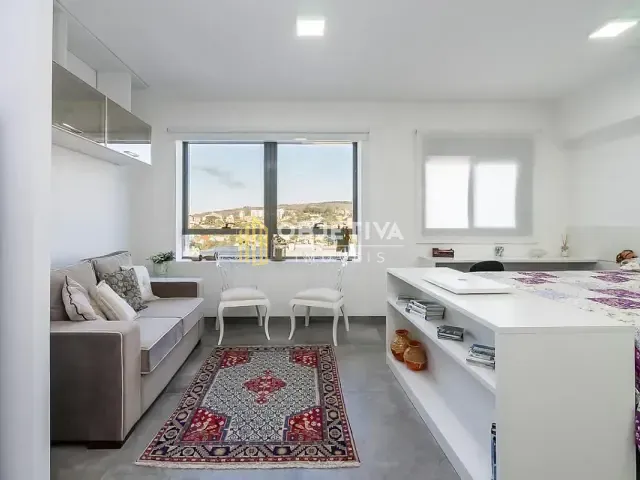 Studio 1 quarto e 1 banheiro, à venda ou para alugar, no bairro Chácara das Pedras em Porto Alegre
