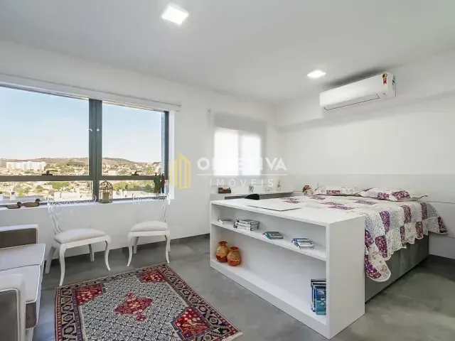 Studio 1 quarto e 1 banheiro, à venda ou para alugar, no bairro Chácara das Pedras em Porto Alegre