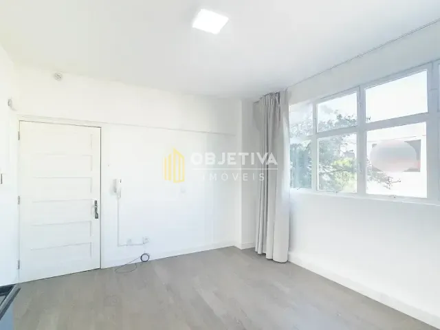 Studio 1 quarto e 1 banheiro, para alugar, no bairro Petrópolis em Porto Alegre