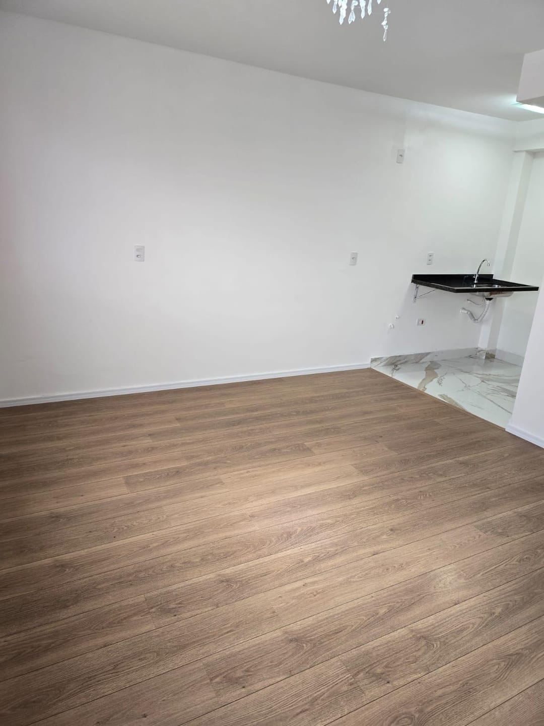 STÚDIO COM 24M² EM SANTANA AO LADO DO METRÔ