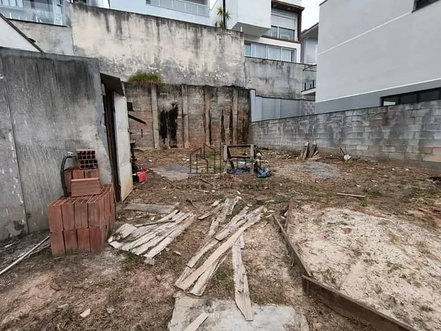 Terreno com 250m², à venda, no bairro Mogi Moderno em Mogi das Cruzes