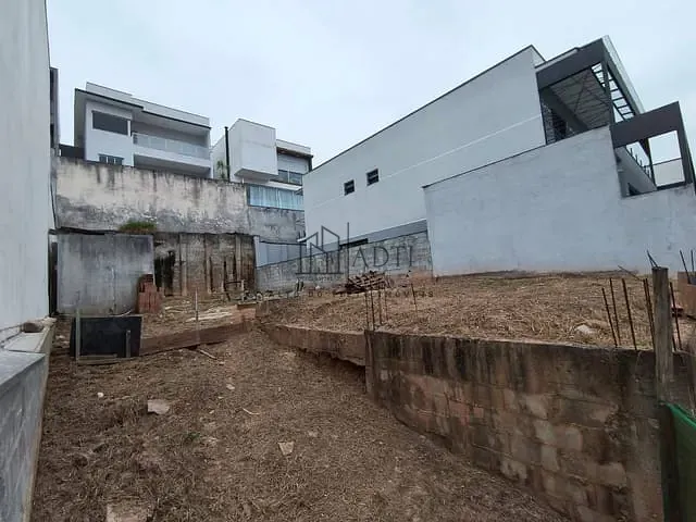 Terreno com 250m², à venda, no bairro Mogi Moderno em Mogi das Cruzes