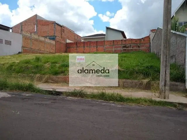 Terreno com 260m², à venda, no bairro Pompéia 2 em Jacarezinho