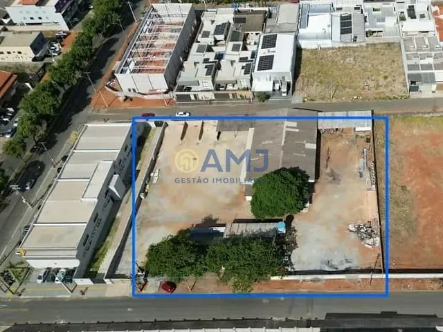 Galpão / Barracão com 4200m², para alugar, no bairro Jardim Atlântico em Goiânia