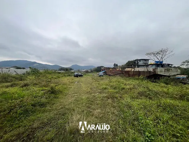 Terreno com 10000m², para alugar, no bairro Volta Grande em Navegantes