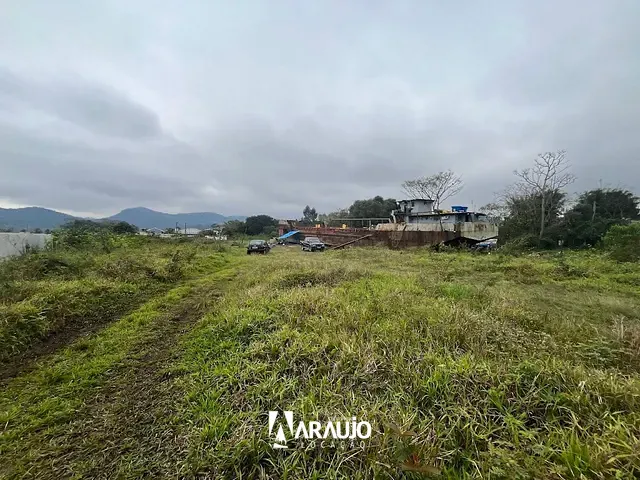 Terreno com 10000m², para alugar, no bairro Volta Grande em Navegantes