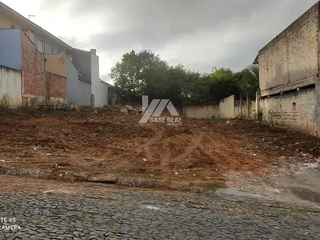 Terreno à venda, no bairro Jardim Carvalho em Ponta Grossa