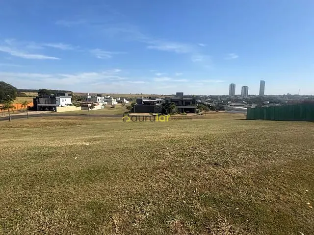 Terreno com 450m², à venda, no bairro Alphaville em Bauru