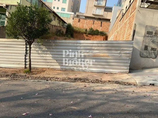 Terreno com 360m², à venda, no bairro Cabral em Contagem