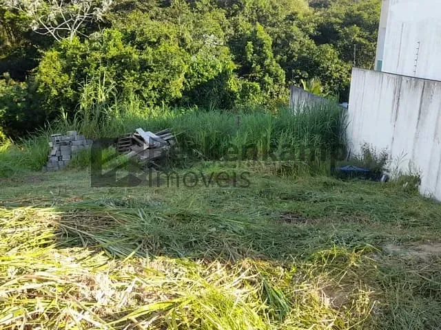 Terreno com 345m², à venda, no bairro Jardim Normandia em Volta Redonda