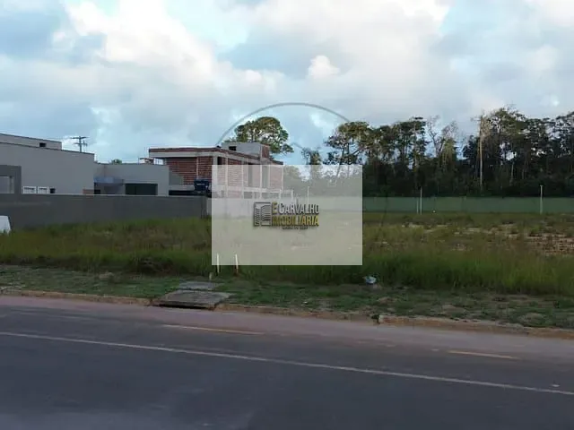 Terreno com 450m², à venda, no bairro Nossa Senhora da Vitória em Ilhéus