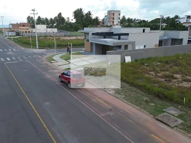Terreno com 450m², à venda, no bairro Nossa Senhora da Vitória em Ilhéus