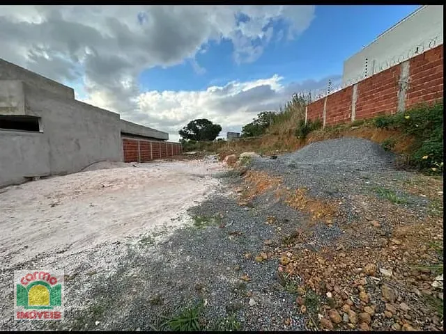 Terreno com 398m², à venda, no bairro Polocentro l em Anápolis