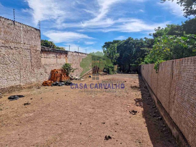 Lote à venda no Bairro Aeroporto