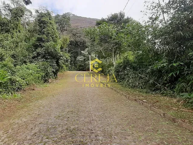 Terreno com 988m², à venda, no bairro Ponte da Saudade em Nova Friburgo