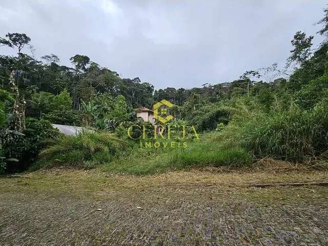 Terreno com 988m², à venda, no bairro Ponte da Saudade em Nova Friburgo