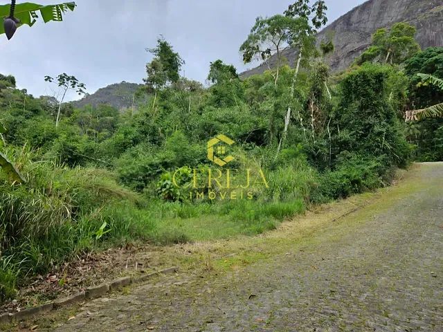 Terreno com 988m², à venda, no bairro Ponte da Saudade em Nova Friburgo
