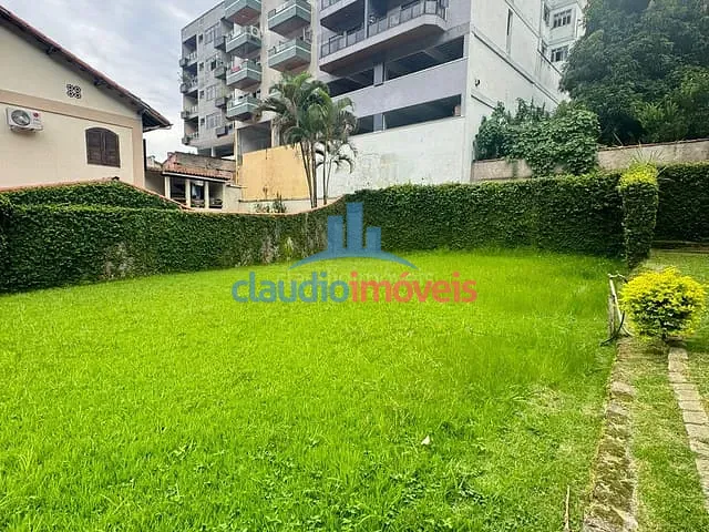 Terreno à venda, no bairro Santa Rosa em Barra Mansa