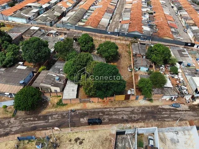 Terreno com 1360m², à venda, no bairro Setor de Chácaras Anhangüera C em Valparaíso de Goiás