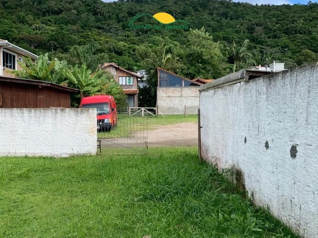Foto do Terreno - Lindo terreno de posse com 367,50 m², plano, perto da Lagoa do Peri e da Praia do Morro das Pedras - Florianópolis/SC. | Costão Sul Imóveis