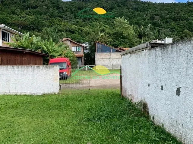 Terreno com 368m², à venda, no bairro Morro das Pedras em Florianópolis