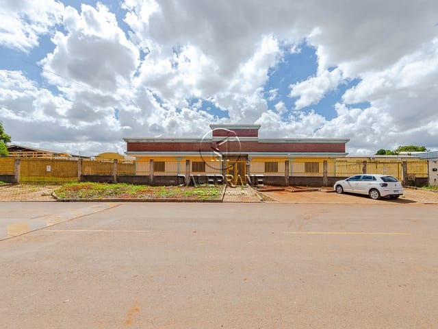 Terreno com 2240m², à venda, no bairro Zona Industrial (Guará) em Brasília