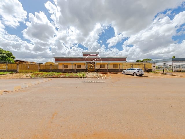Terreno com 2240m², à venda, no bairro Zona Industrial (Guará) em Brasília