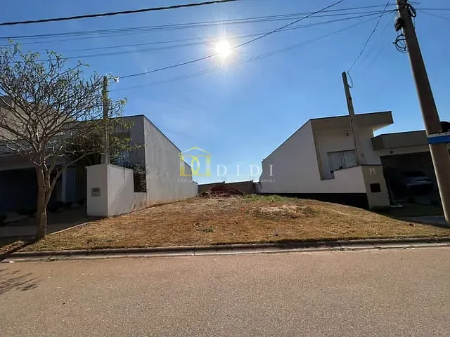 Terreno com 250m², à venda, no bairro Portal Ville Flamboyant em Porto Feliz