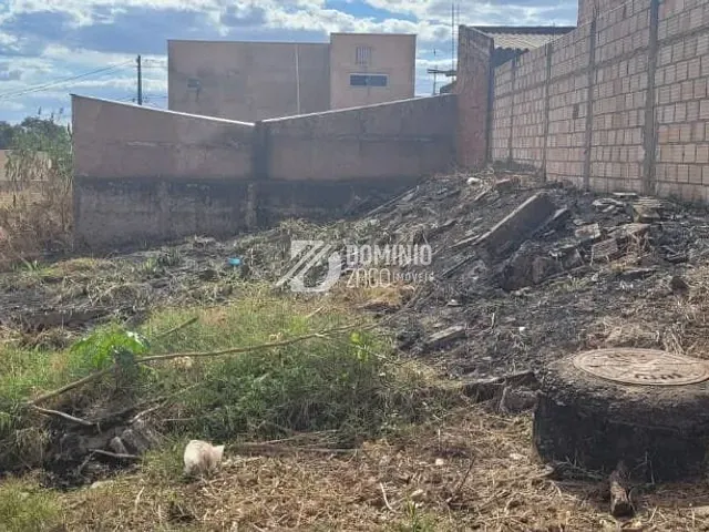 Terreno com 200m², à venda, no bairro Alfredo Freire III em Uberaba