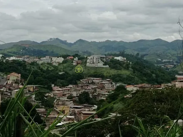 Terreno com 391m², à venda, no bairro Santa Rosa em Barra Mansa