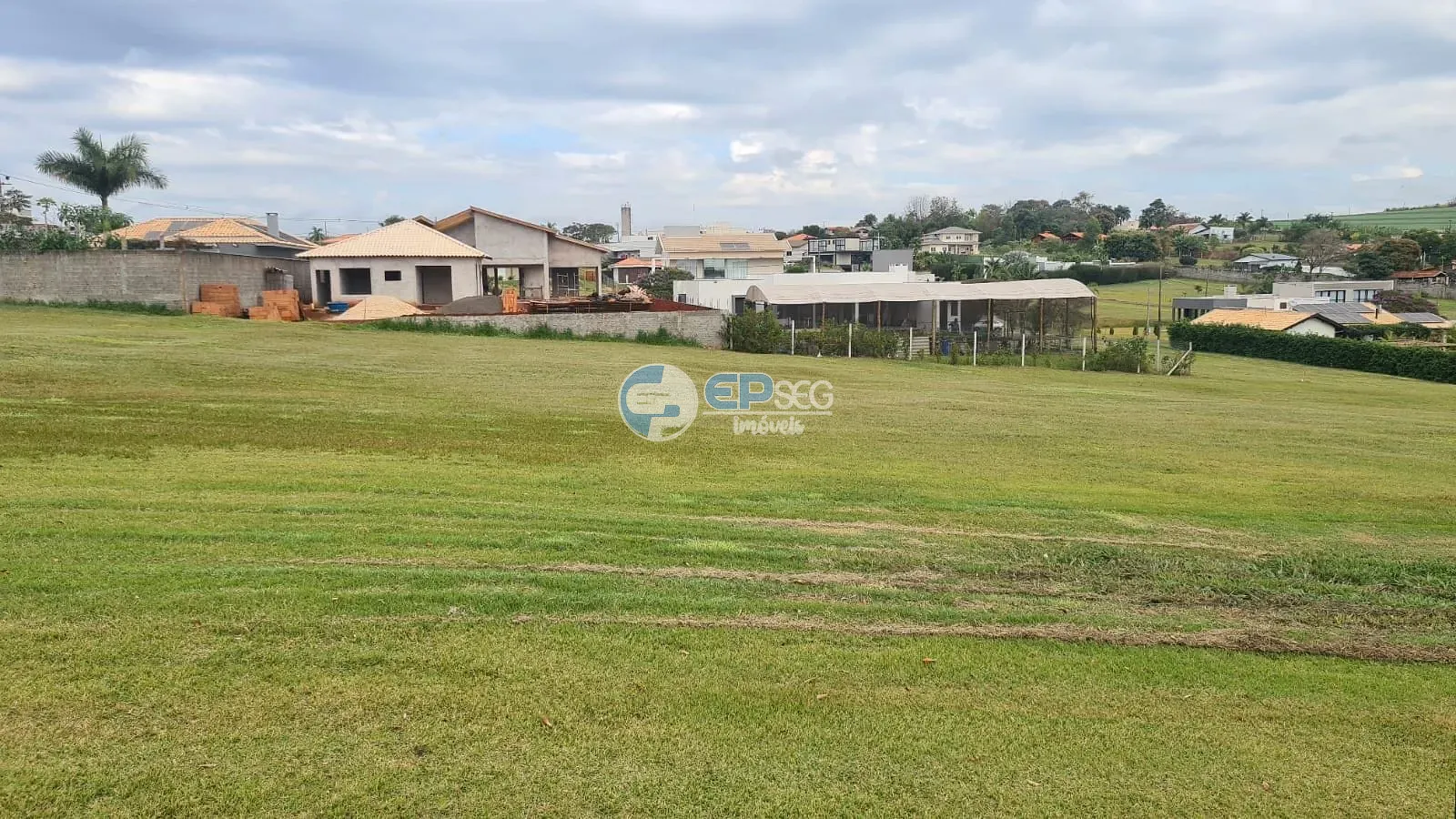 Terreno, 1300 m² - Foto 2