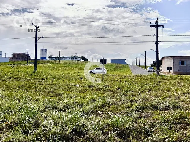 Terreno com 253m², à venda, no bairro Cidade Jardim (Buriti) em Santarém
