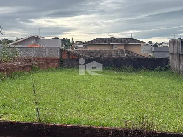 Terreno com 450m², à venda, no bairro JardimVale Verde em Rolândia