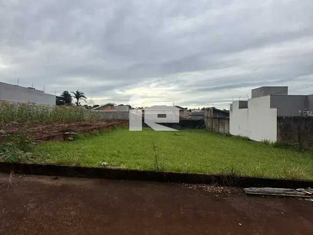 Terreno com 450m², à venda, no bairro JardimVale Verde em Rolândia