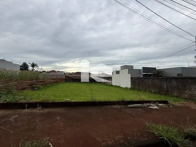 Terreno com 450m², à venda, no bairro JardimVale Verde em Rolândia