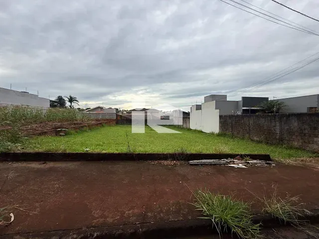 Terreno com 450m², à venda, no bairro JardimVale Verde em Rolândia