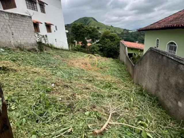 Terreno com 336m², à venda, no bairro Jardim Dona Angelina em Valença